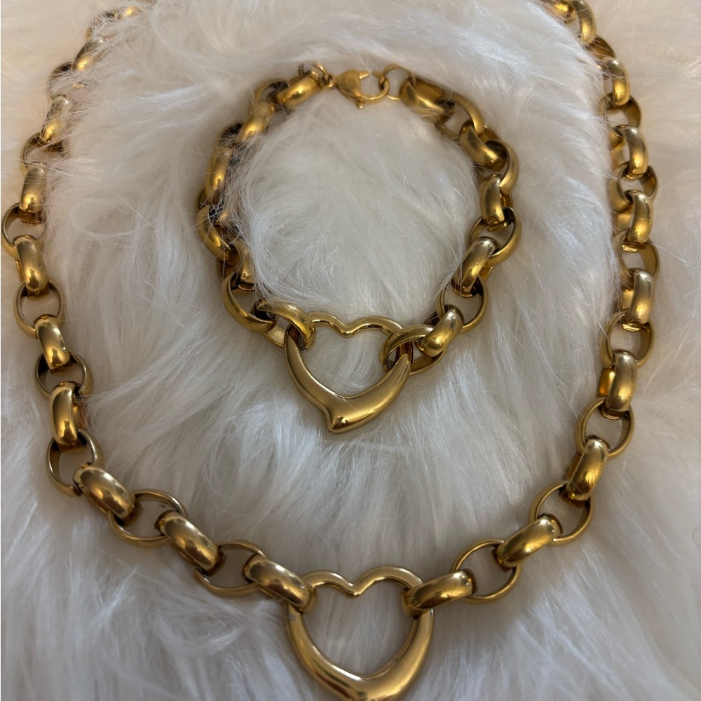 Gold Heart Chain Necklace and Bracelet Set